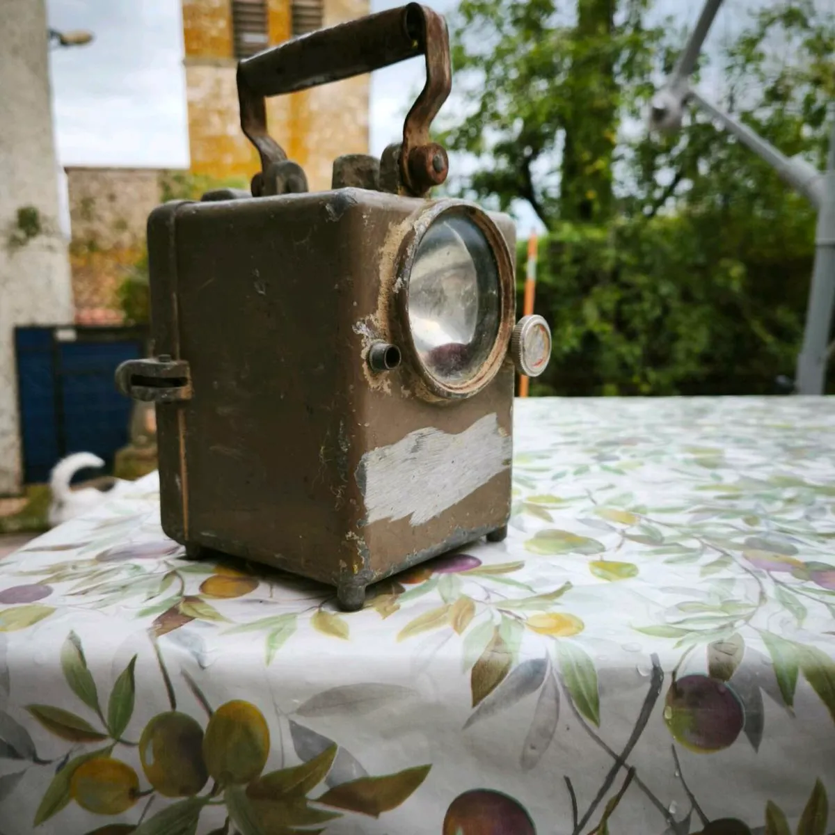 French railway lantern (for restoration) - Image 2