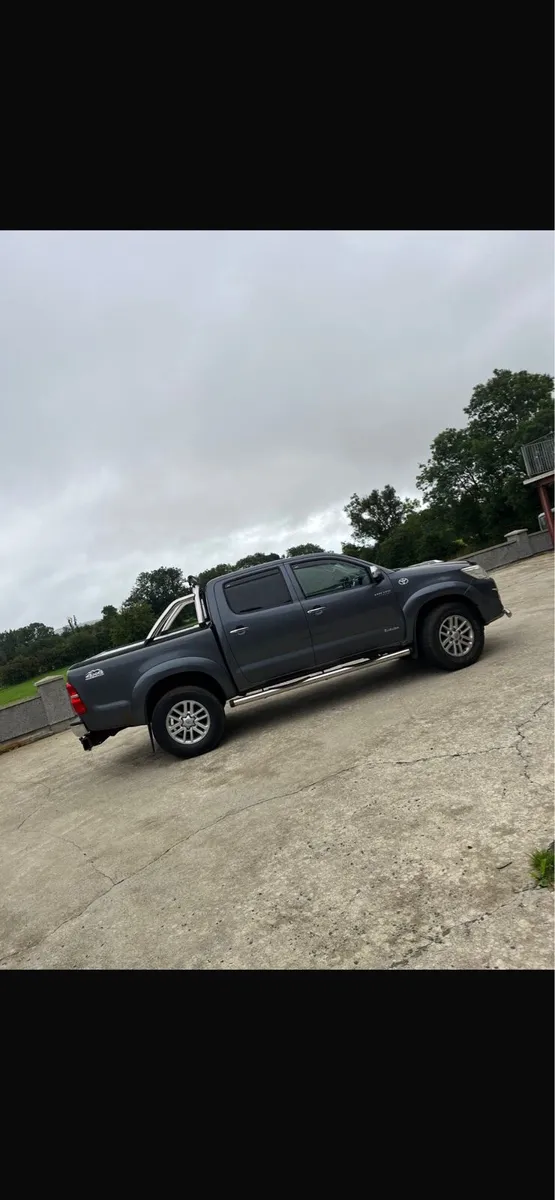 Toyota Hilux 3L 2012 - Image 1
