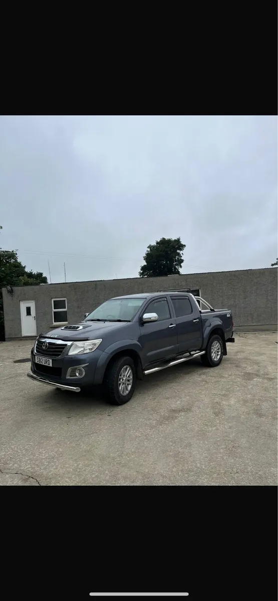 Toyota Hilux 3L 2012 - Image 3