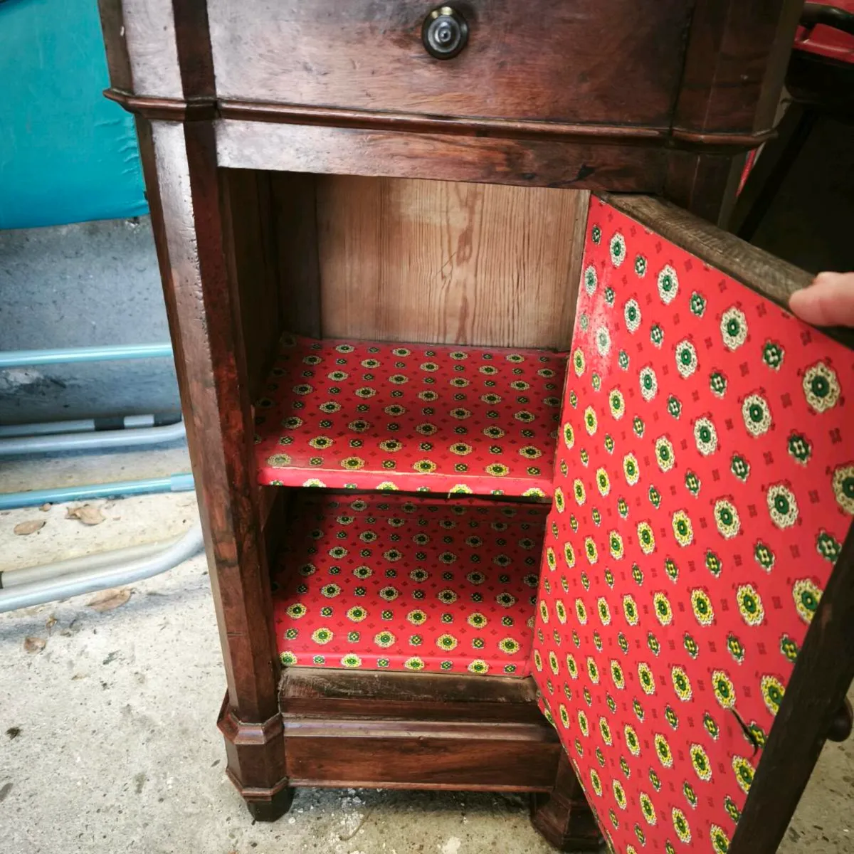 Marble topped French bedside locker - Image 2