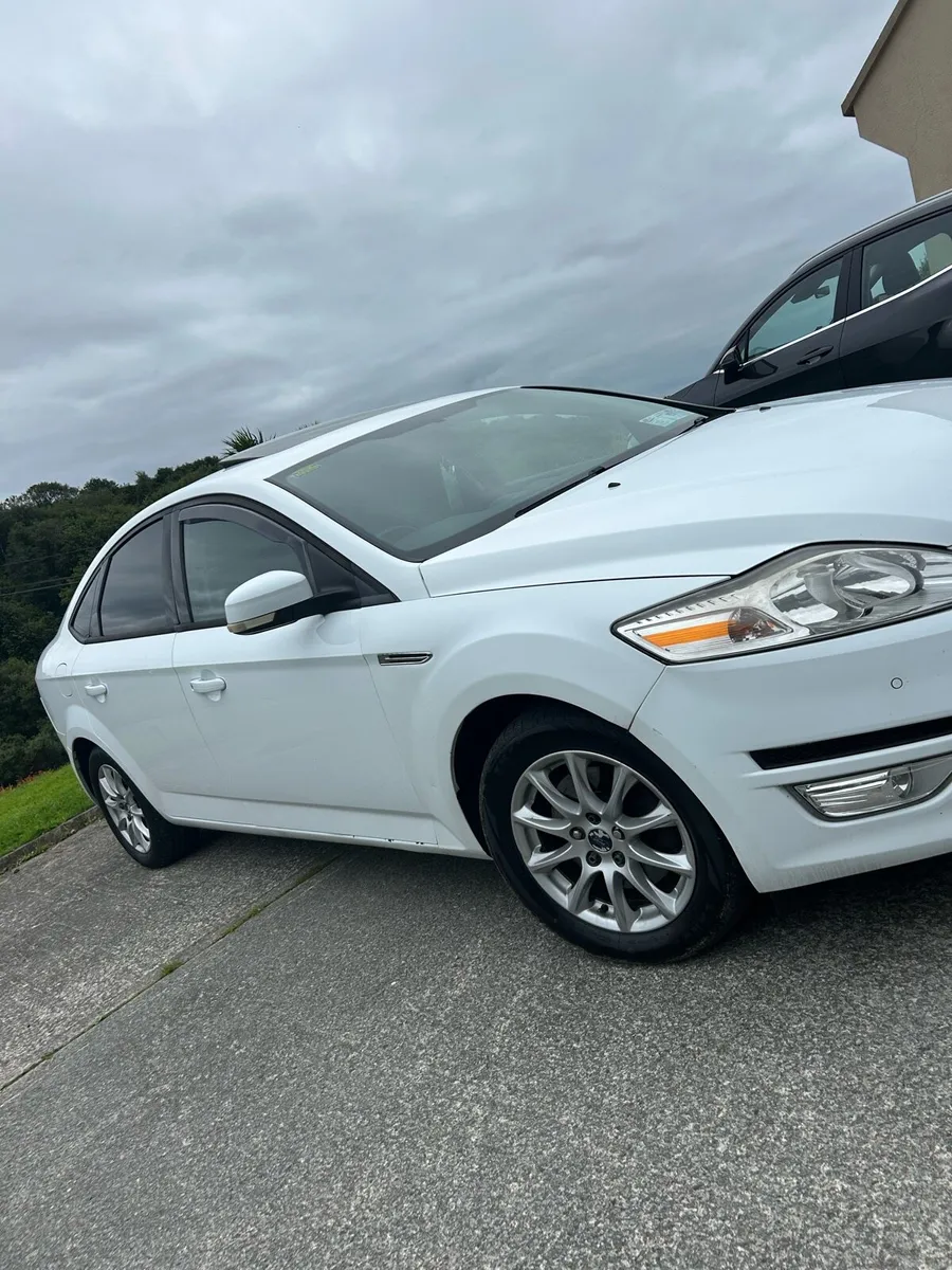 Ford Mondeo 1.6 TDCI ZETEC - Image 2