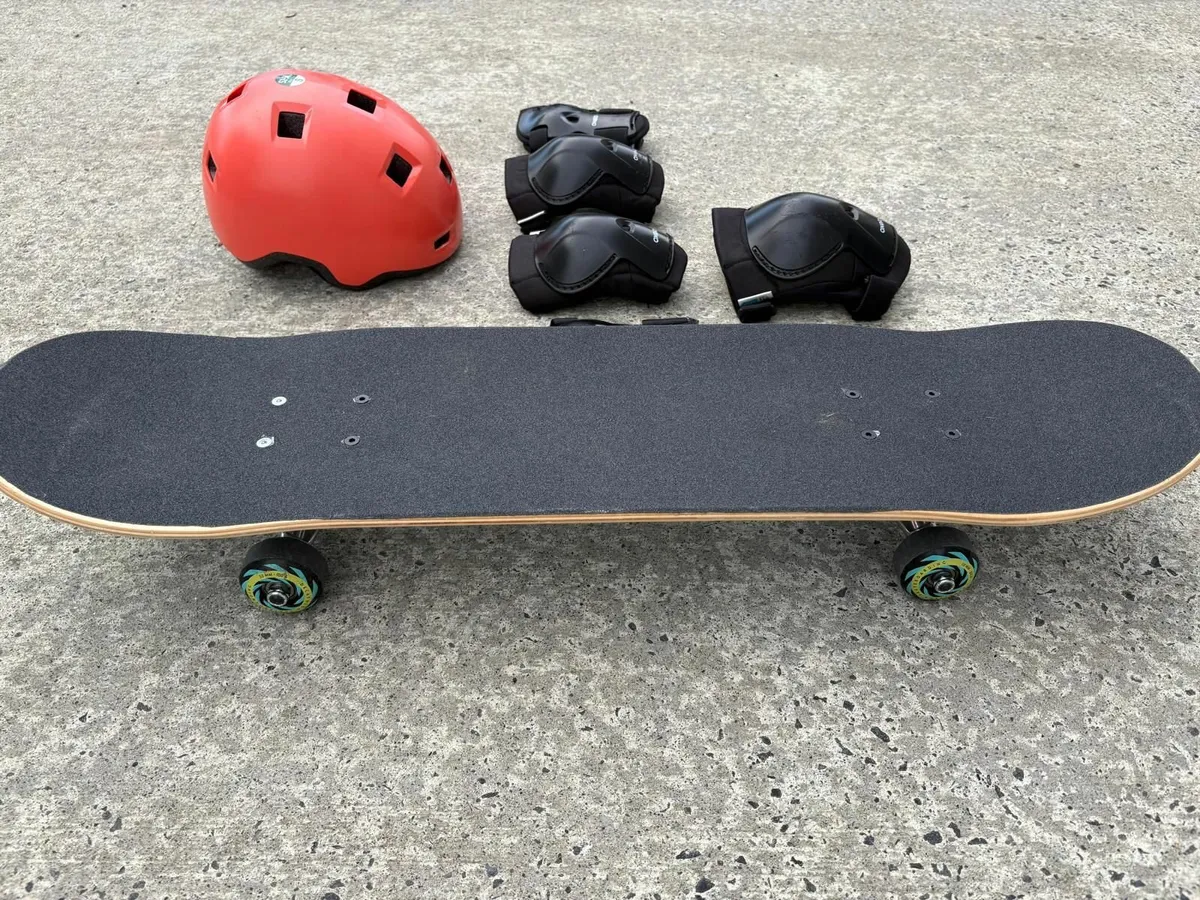 Skateboard Set - Image 3