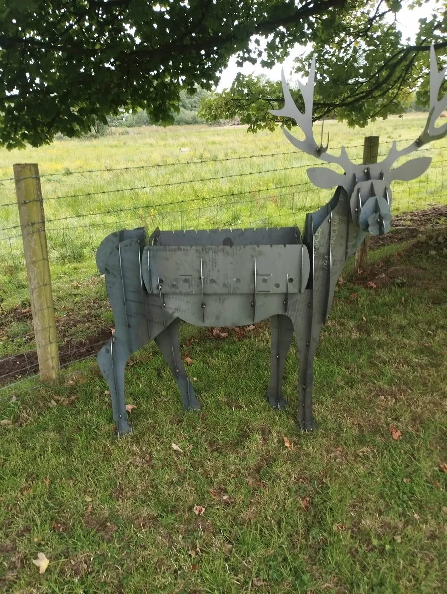 Steel deer garden flower pot - Image 1