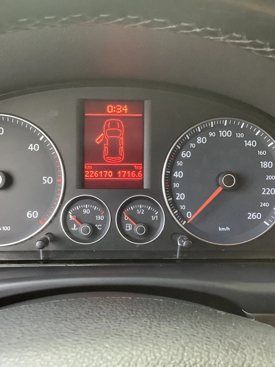 VW Touran - Image 3