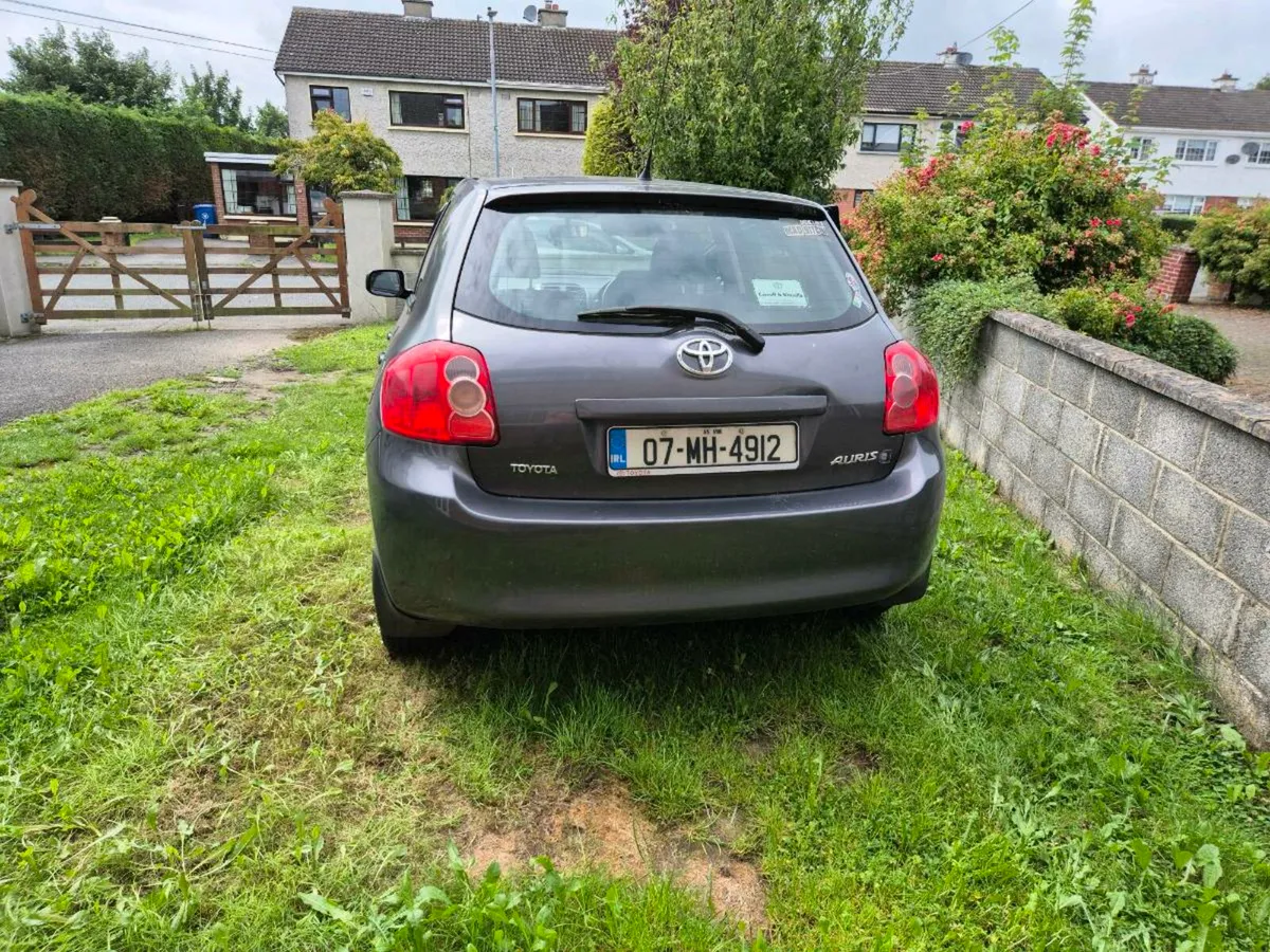 Toyota Auris - Image 2