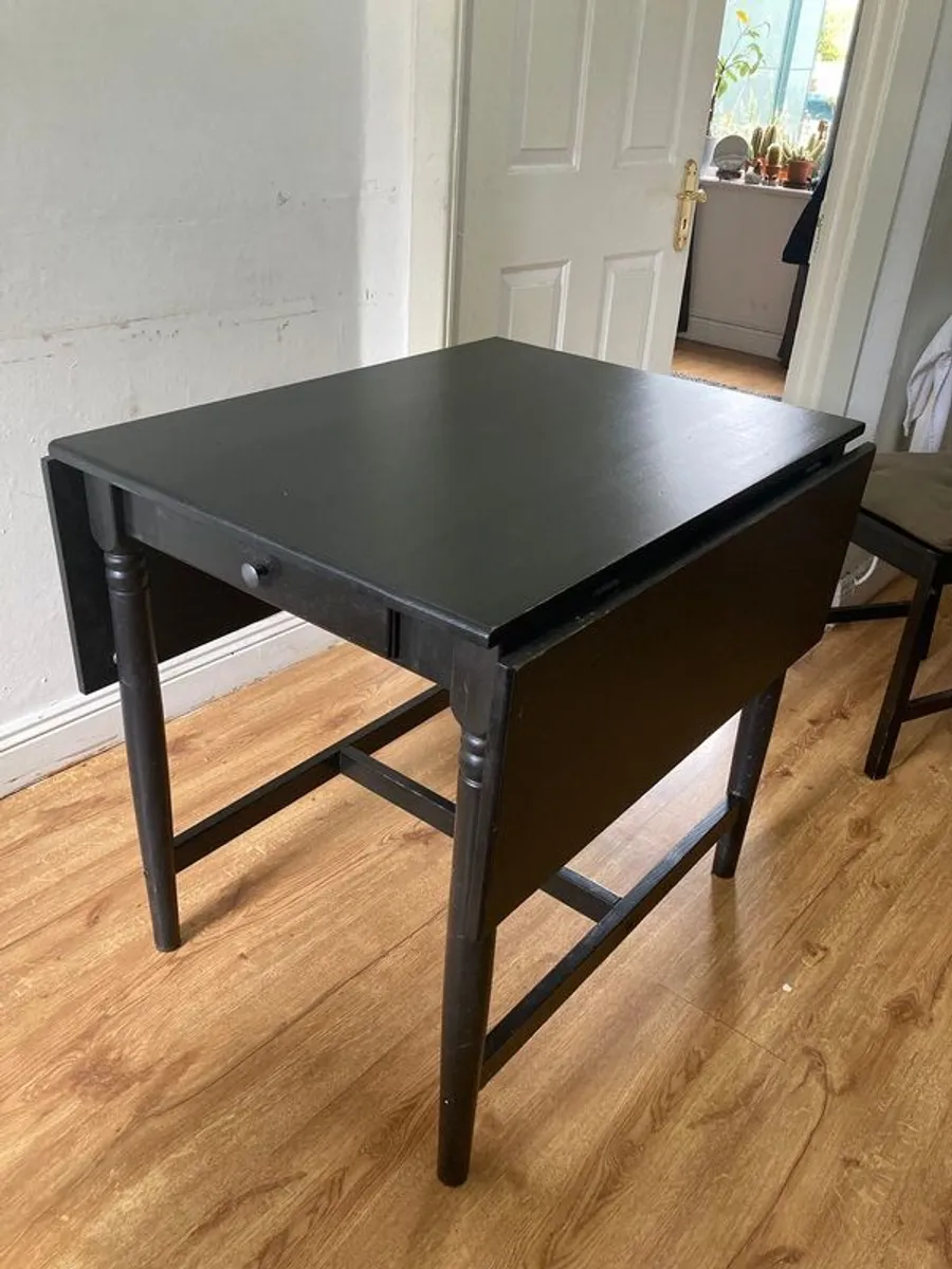 table - Image 1