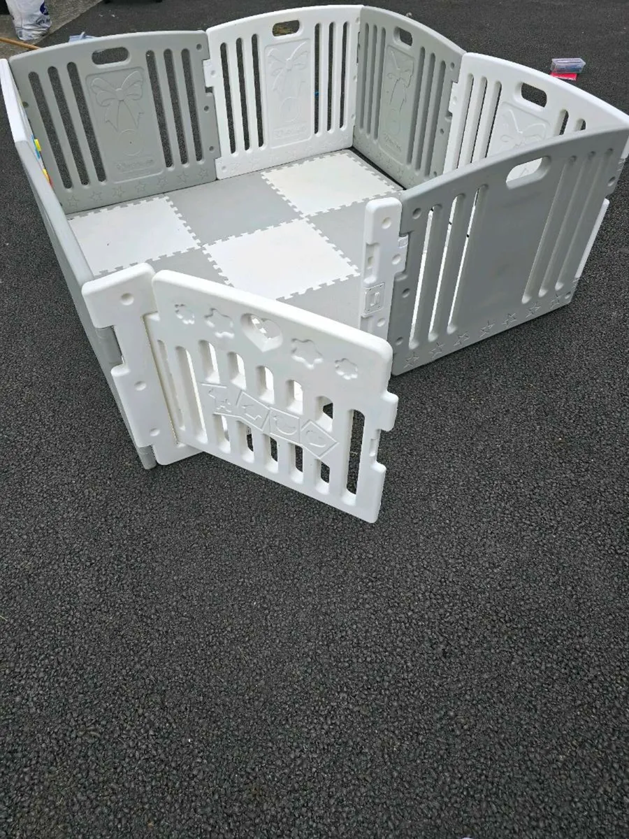 All Stars Play Pen - Image 4