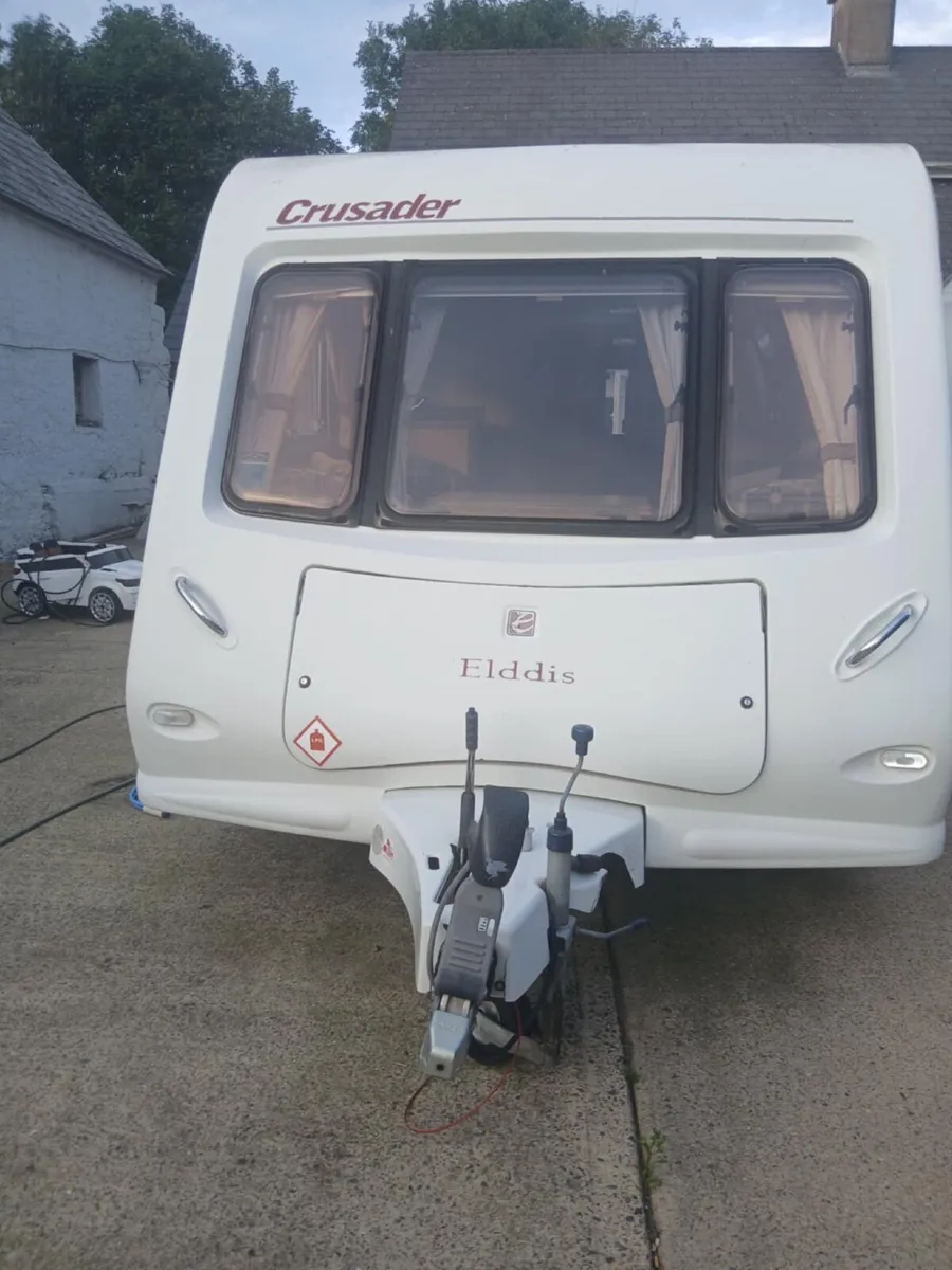Caravan - Image 1