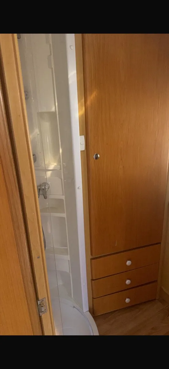 Caravan - Image 4