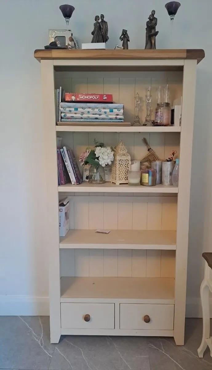 Book shelf and side table - Image 1