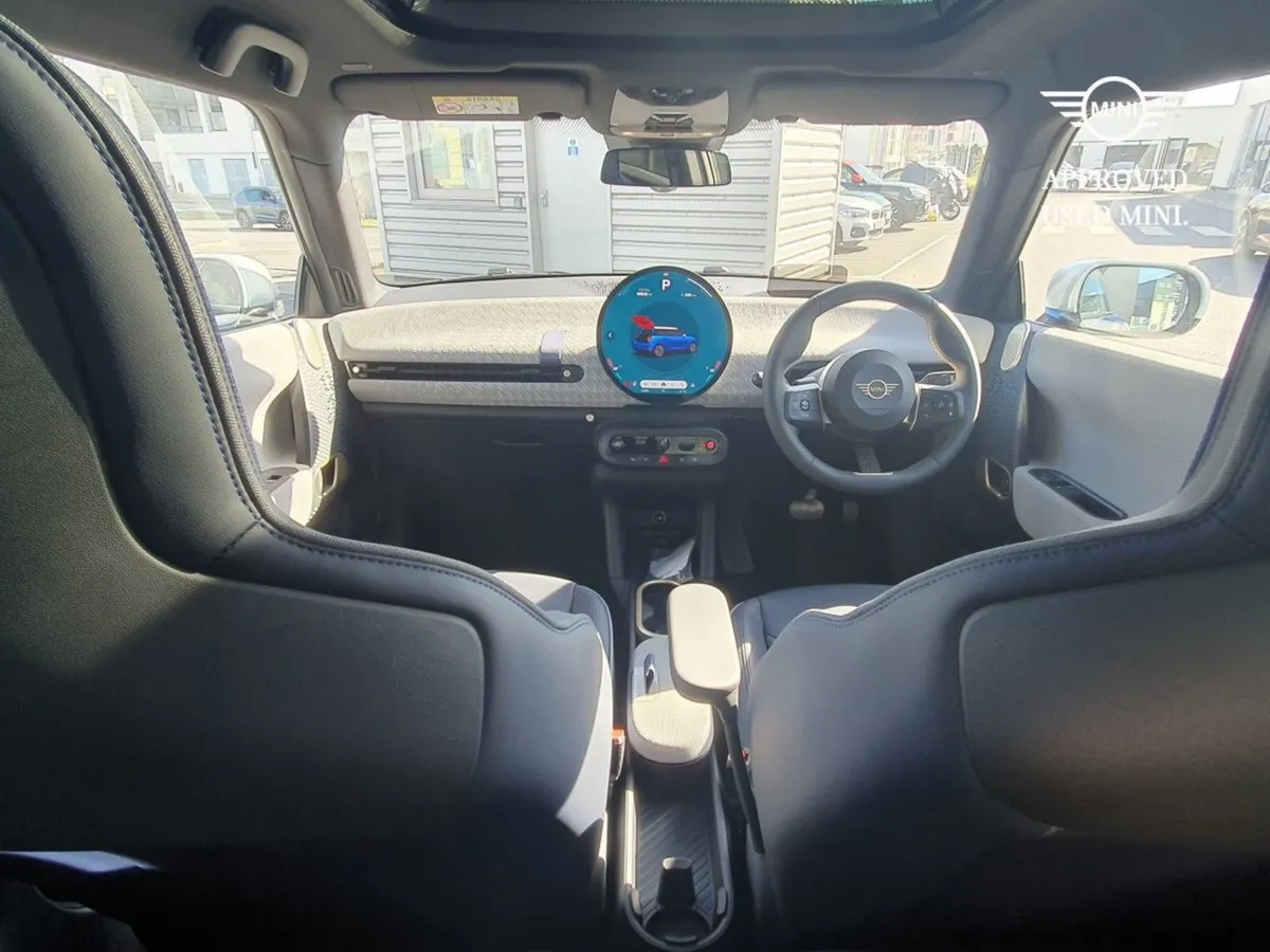 MINI HATCH Cooper SE - Image 4