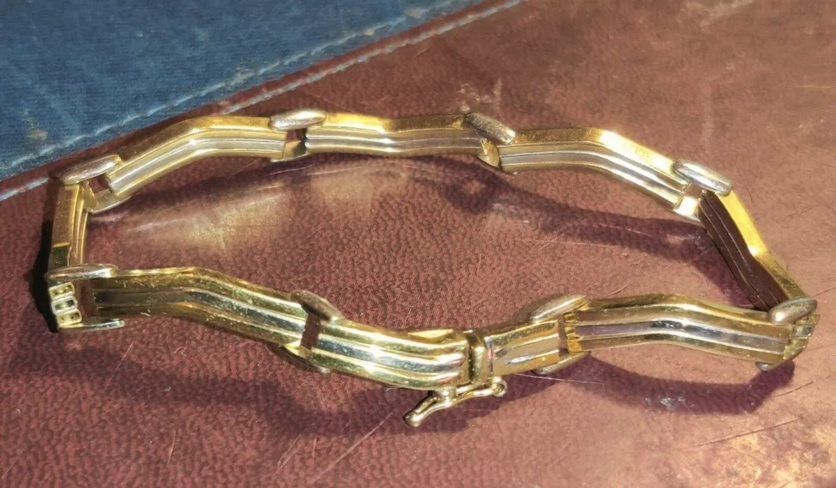 STRIPED WHITE & YELLOW, 9CT Gold 11.19g Bracelet ! - Image 1