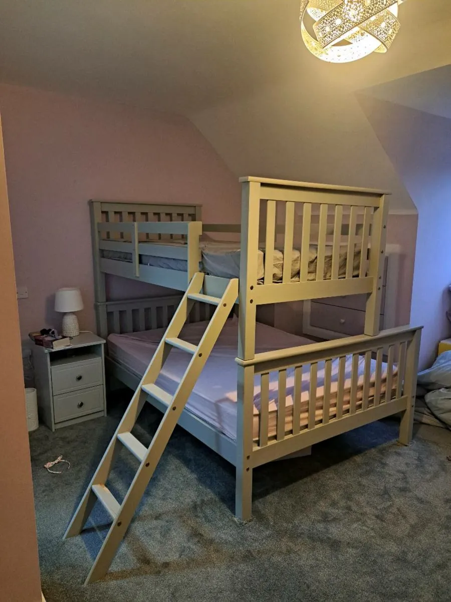 Bunk beds - Image 2