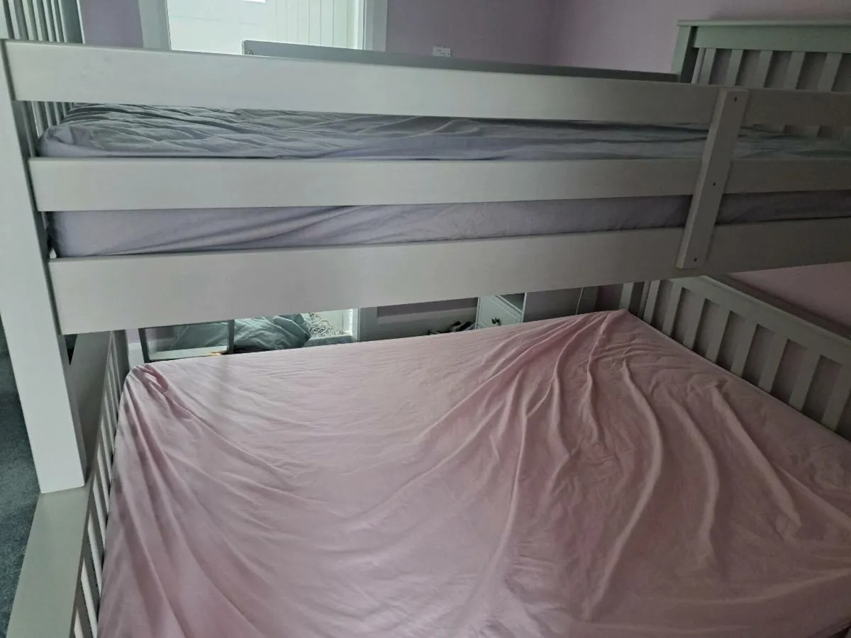 Bunk beds - Image 3