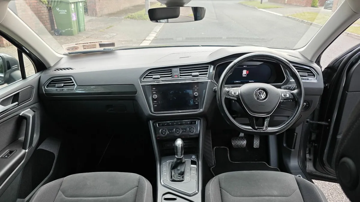 Volkswagen Tiguan 2017 - Image 4