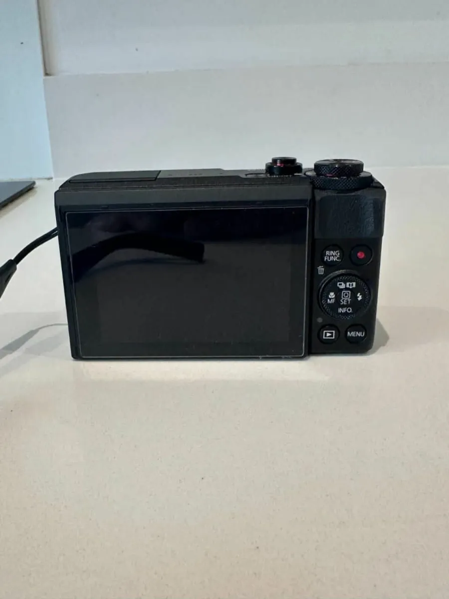 Canon PowerShot G7 X Mark II Compact Camera - Image 2