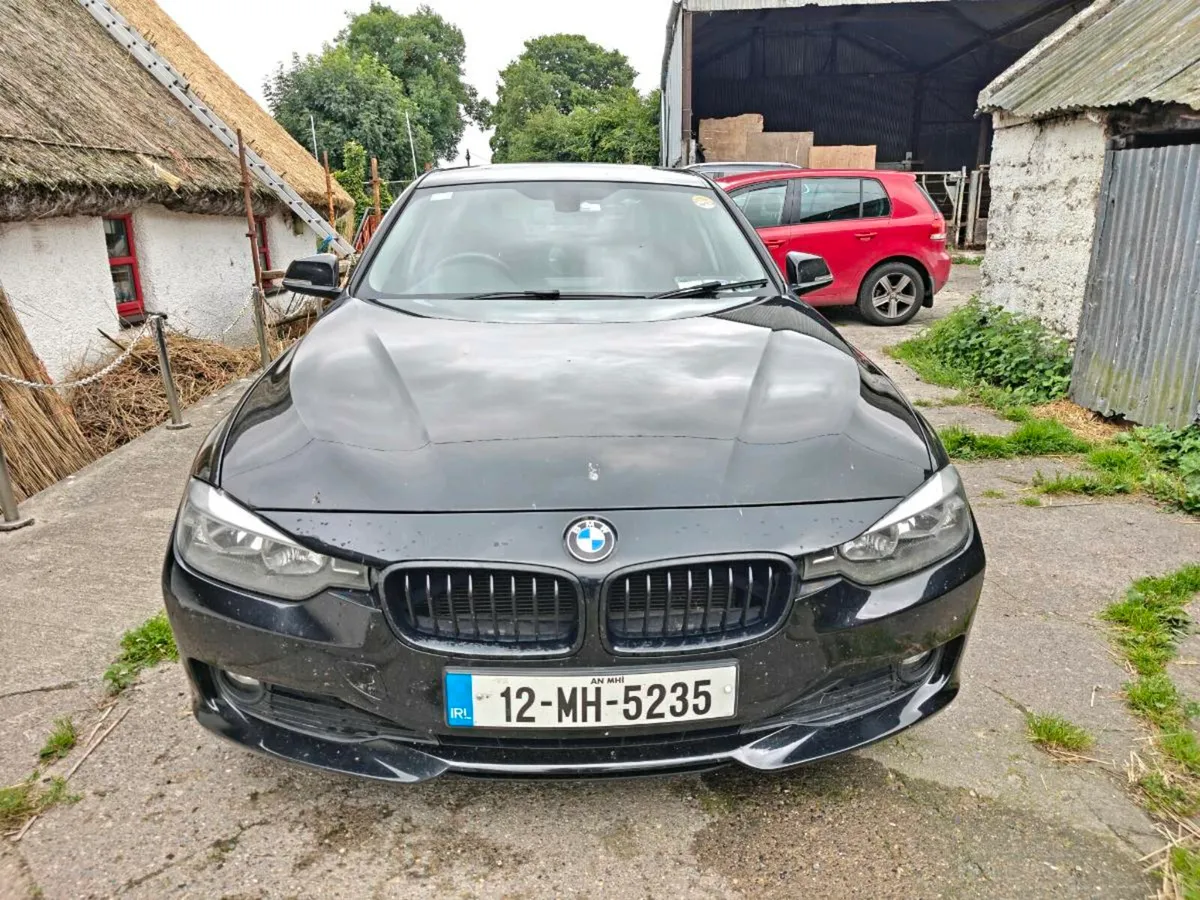 BMW 320D 2012 - Image 2