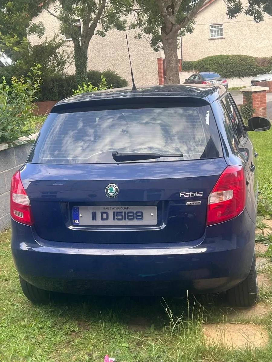 Skoda Fabia 2011 - Image 2