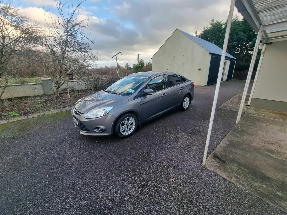 Ford Focus 2012 - Image 1