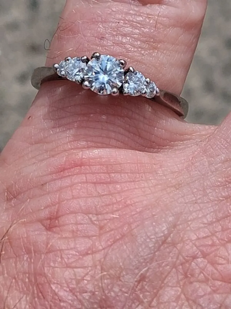 David Blackman 18k Gold Designer Engagement Ring .75 Carat VSI Diamonds - Image 1