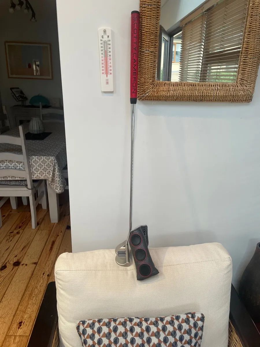 Scotty Cameron GoLo 6 putter 33 inch. - Image 4