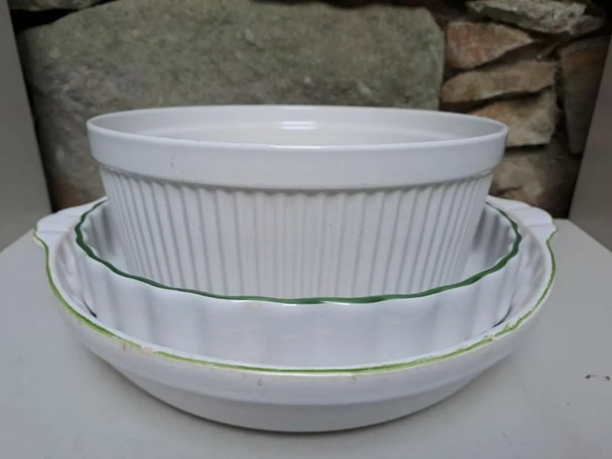 3 Pie dishes - Image 2