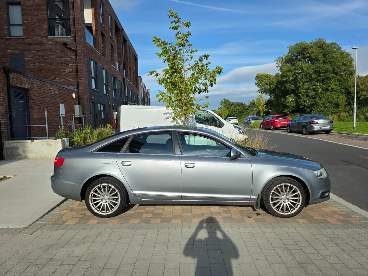 Audi A6 2010 Automatic, excellent condition - Image 2
