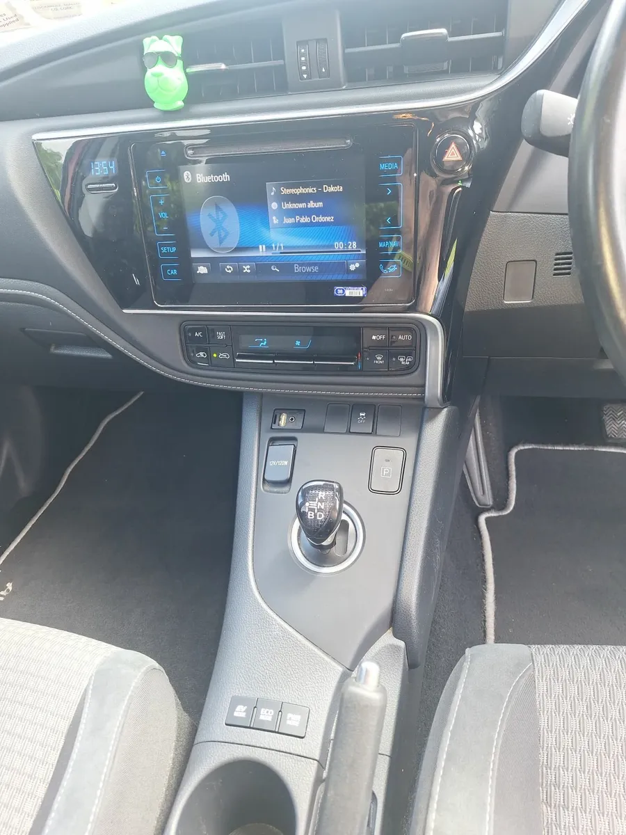 Toyota Auris Luna Sport 2018 _  30,000 kms - Image 4