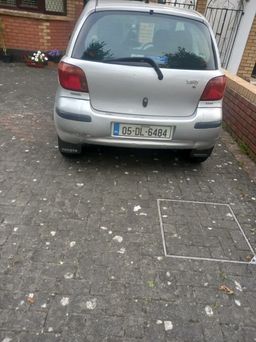 Toyota Yaris 2005 - Image 2