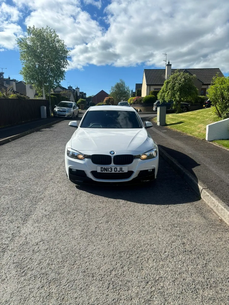 BMW 3-Series 2013 - Image 2
