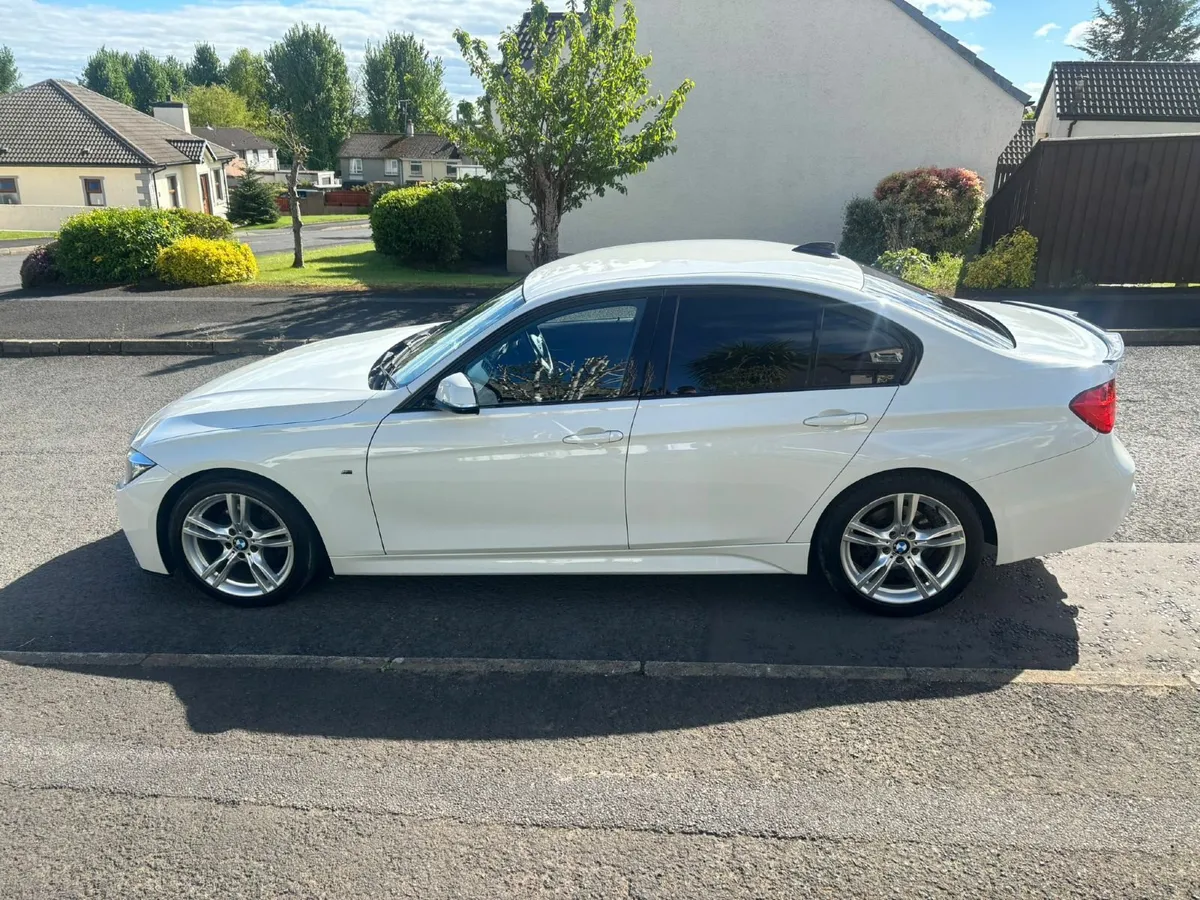 BMW 3-Series 2013 - Image 3