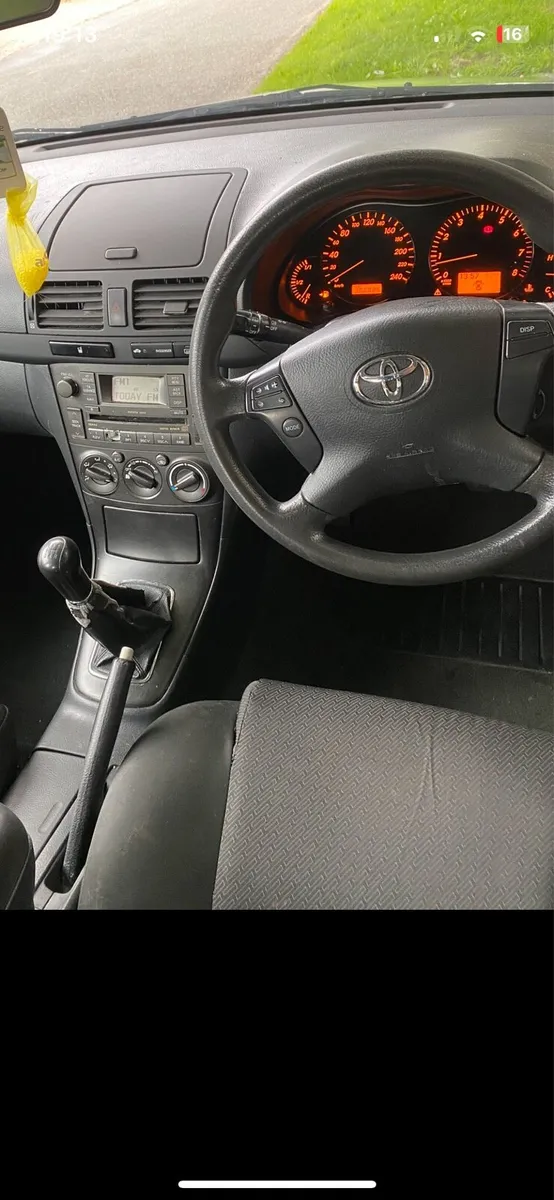 Toyota avensis - Image 2