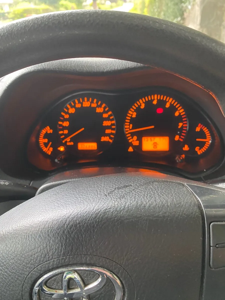 Toyota avensis - Image 3
