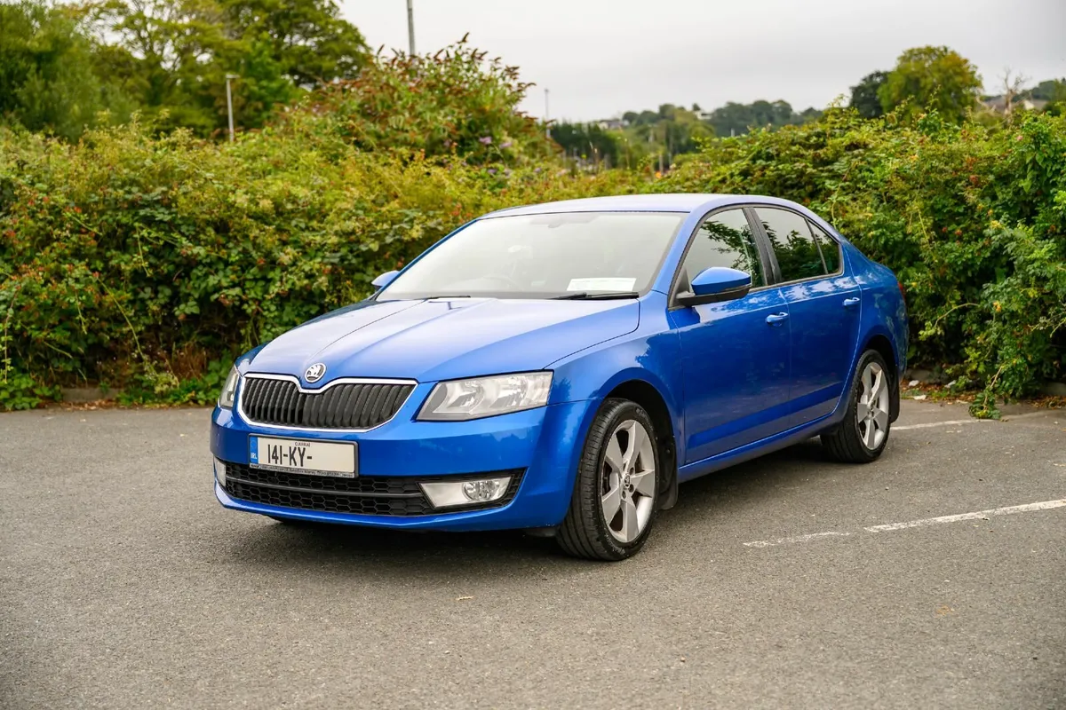 2014 Škoda Octavia 1.6 TDI Elegance – 1 Owner - Image 1
