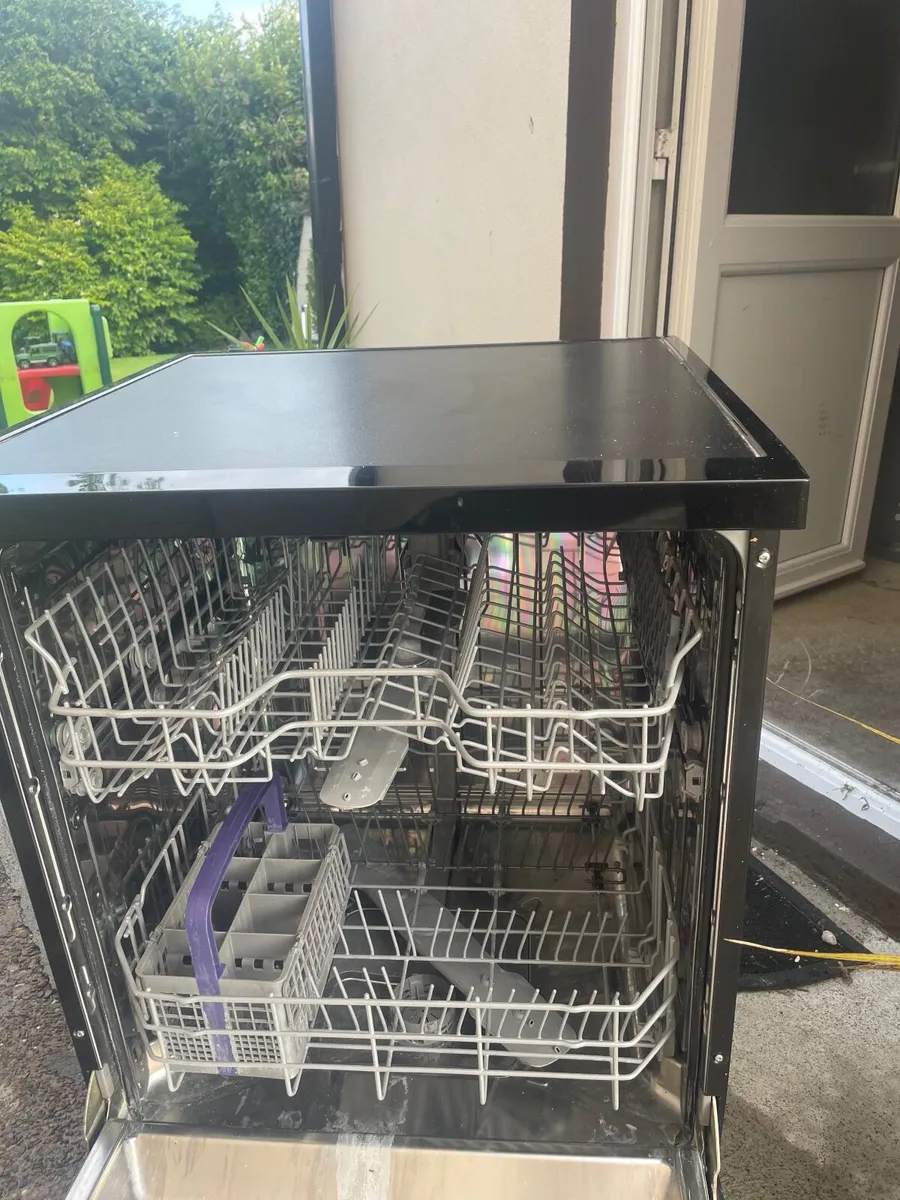 Dishwasher - Image 3