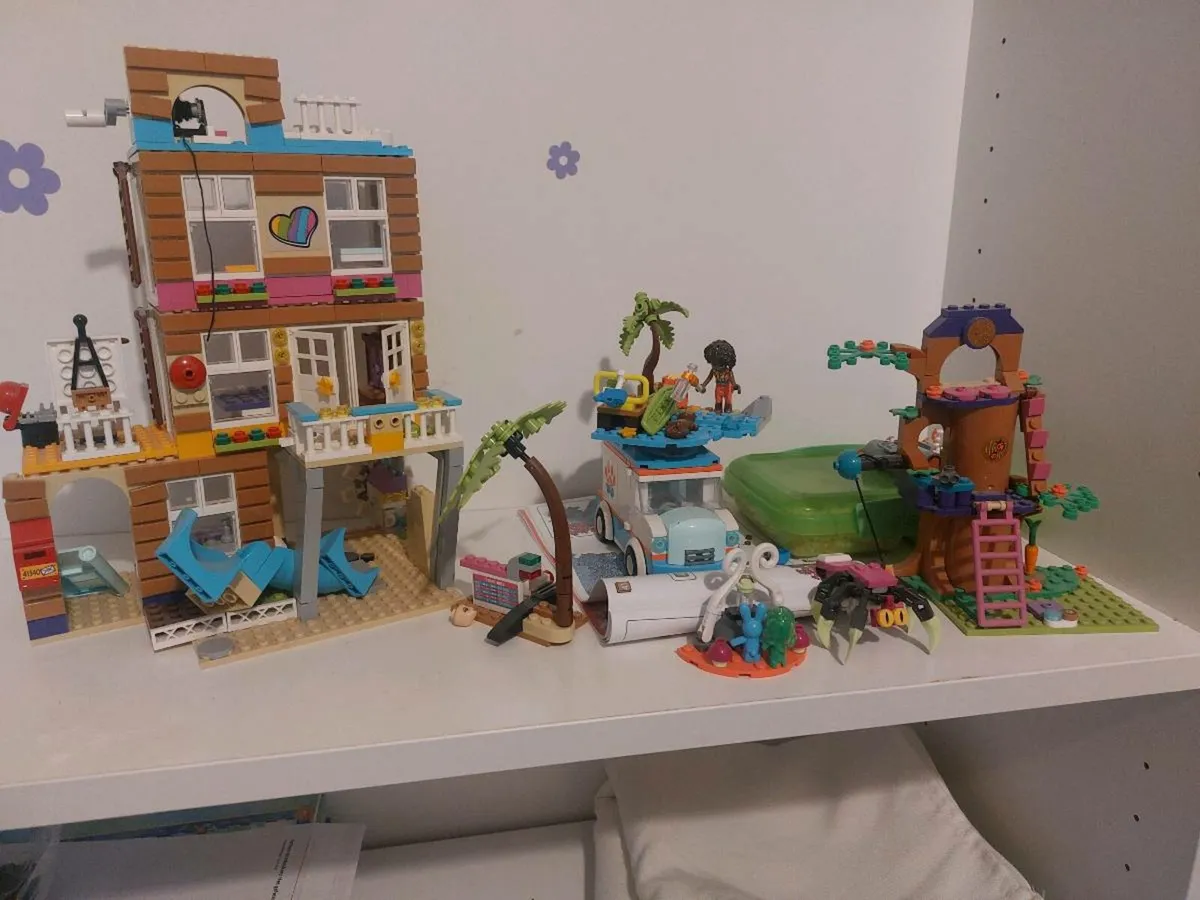 Lego bits
