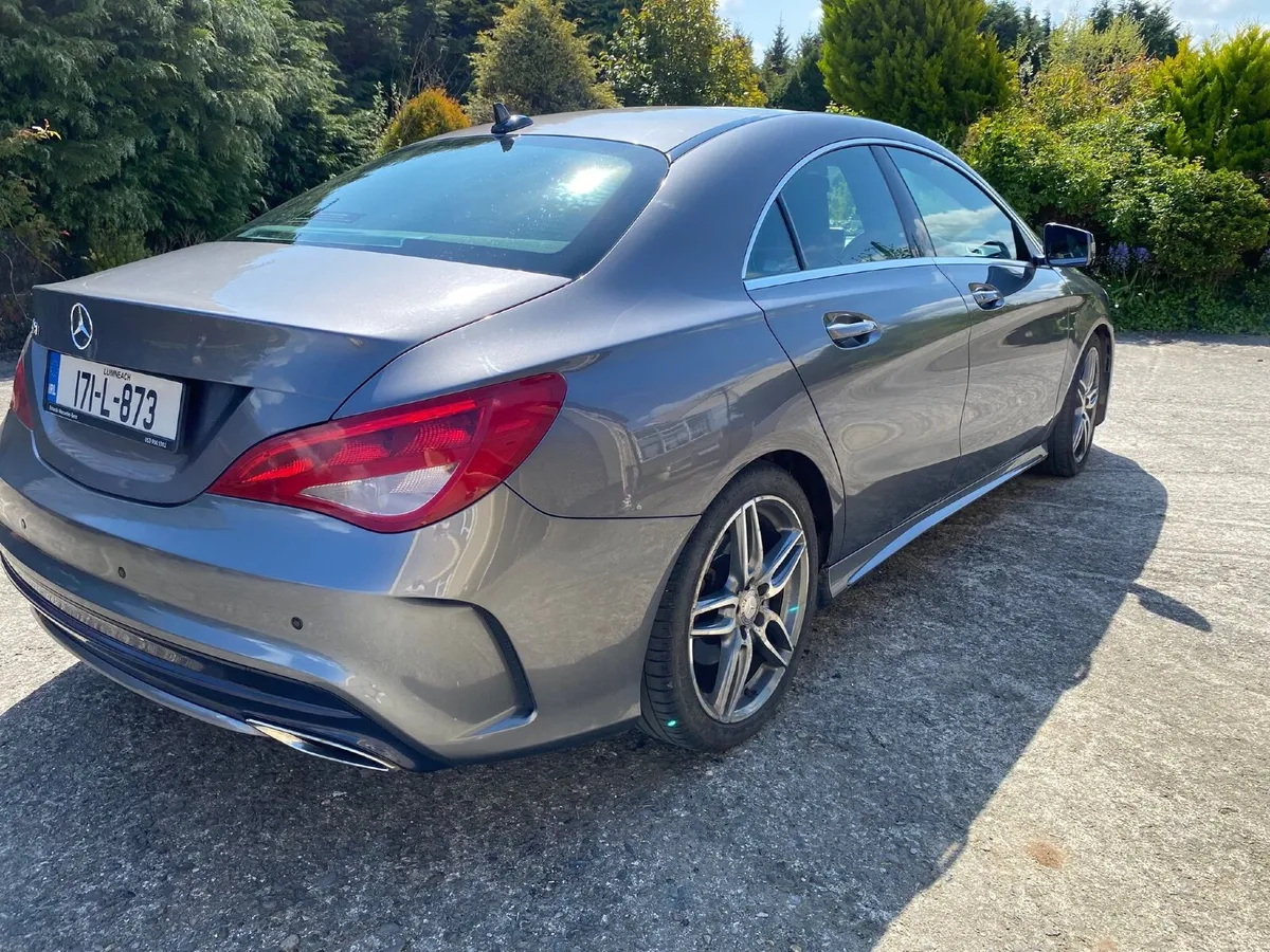 Mercedes-Benz CLA 200D AMG 2017 - Image 2