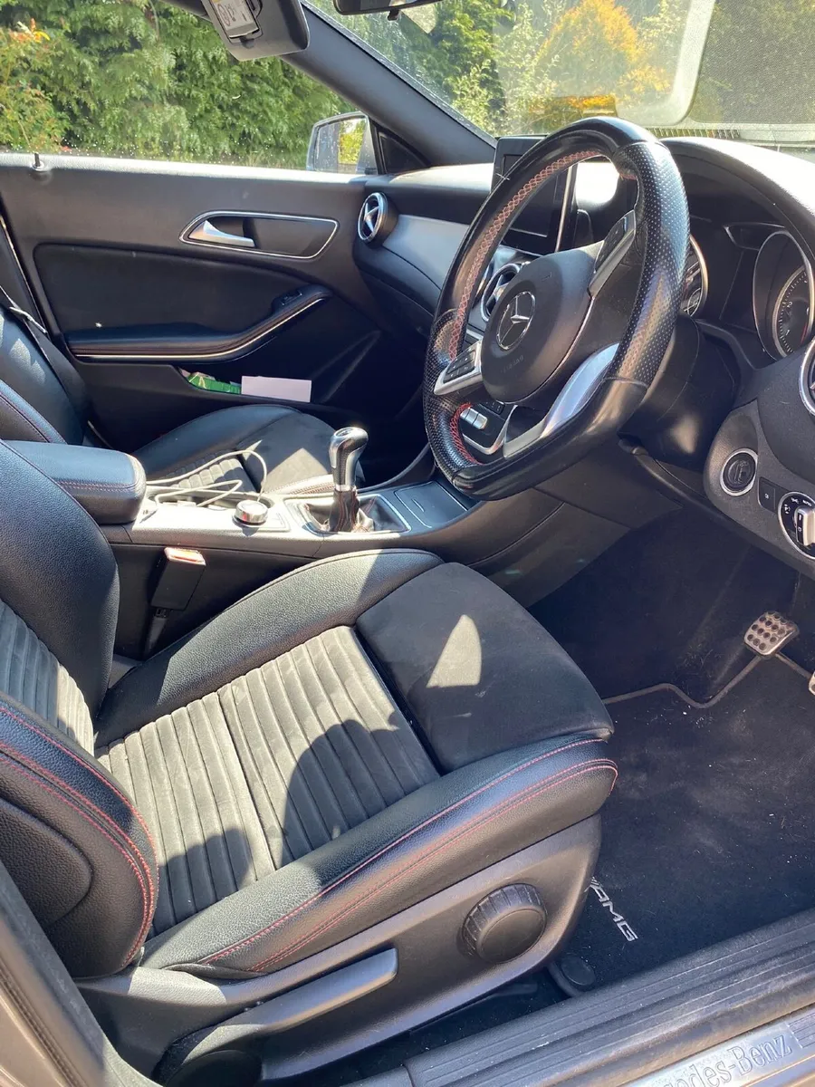 Mercedes-Benz CLA 200D AMG 2017 - Image 4