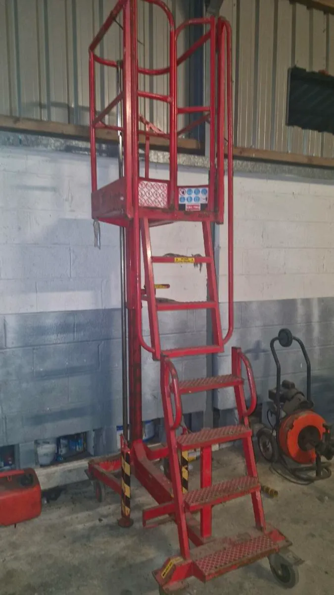 peco lift - Image 4