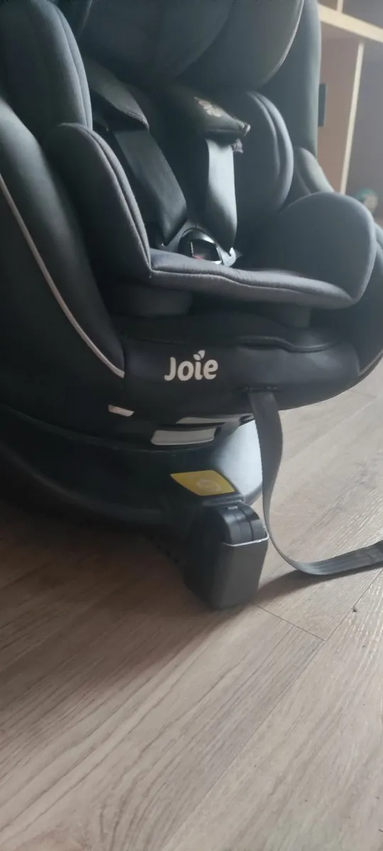 Joie 360 spin car seat - Image 4