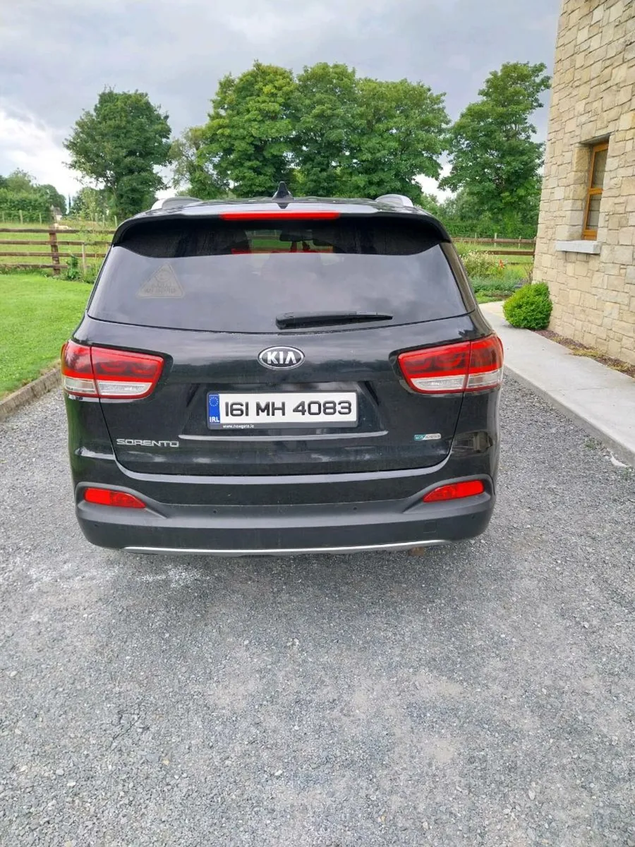 Kia sorento 2016 Platinium 2.2 Diesel -7 seater - Image 3