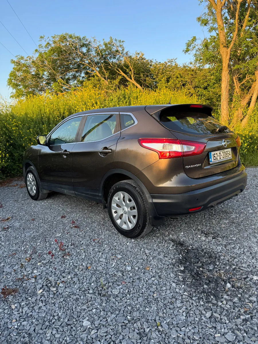 152 Nissan Qashqai 1.2L Auto.. Low KMs - Image 4