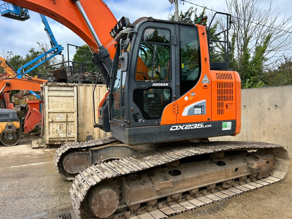 2018 Doosan 235 lcr-5 (6600 hours) - Image 2