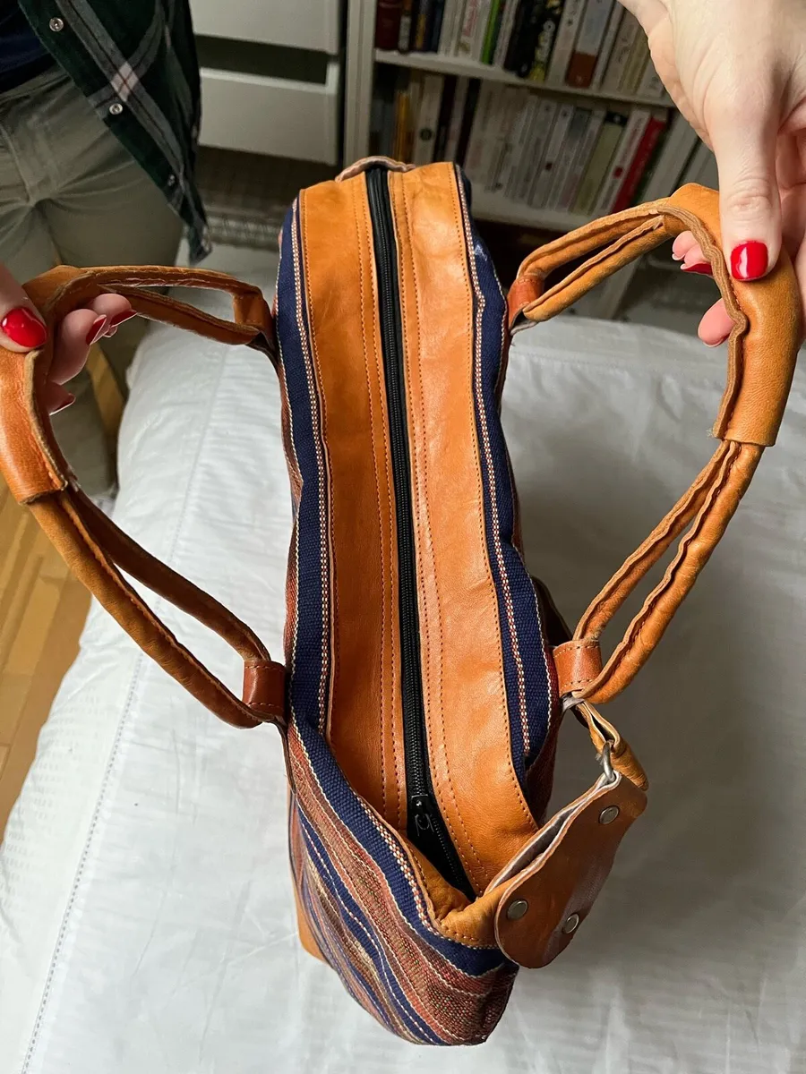 Small overnight bag - Image 2