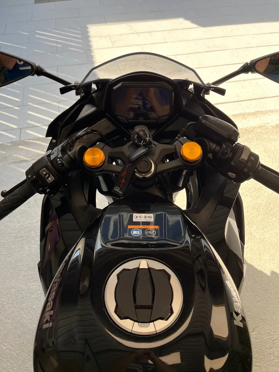 Kawasaki Ninja 2025 - Image 3