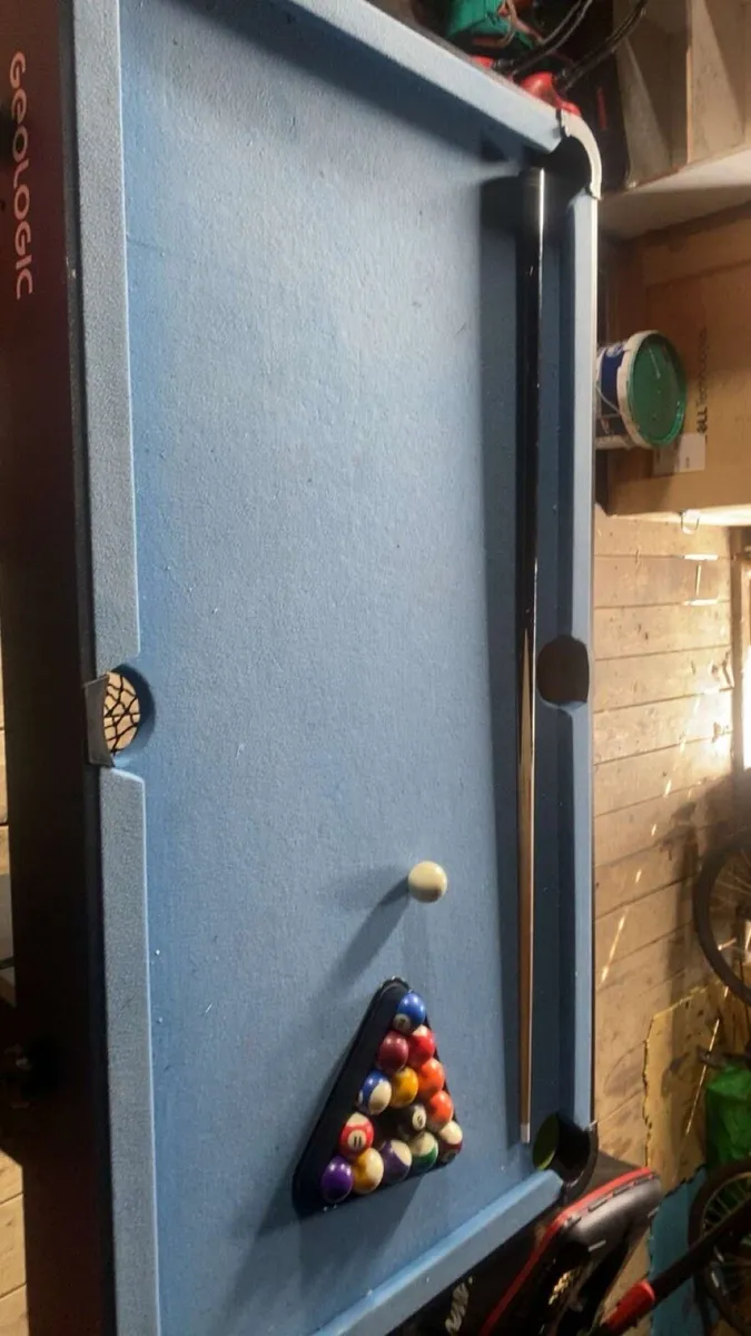 Pool table - Image 2
