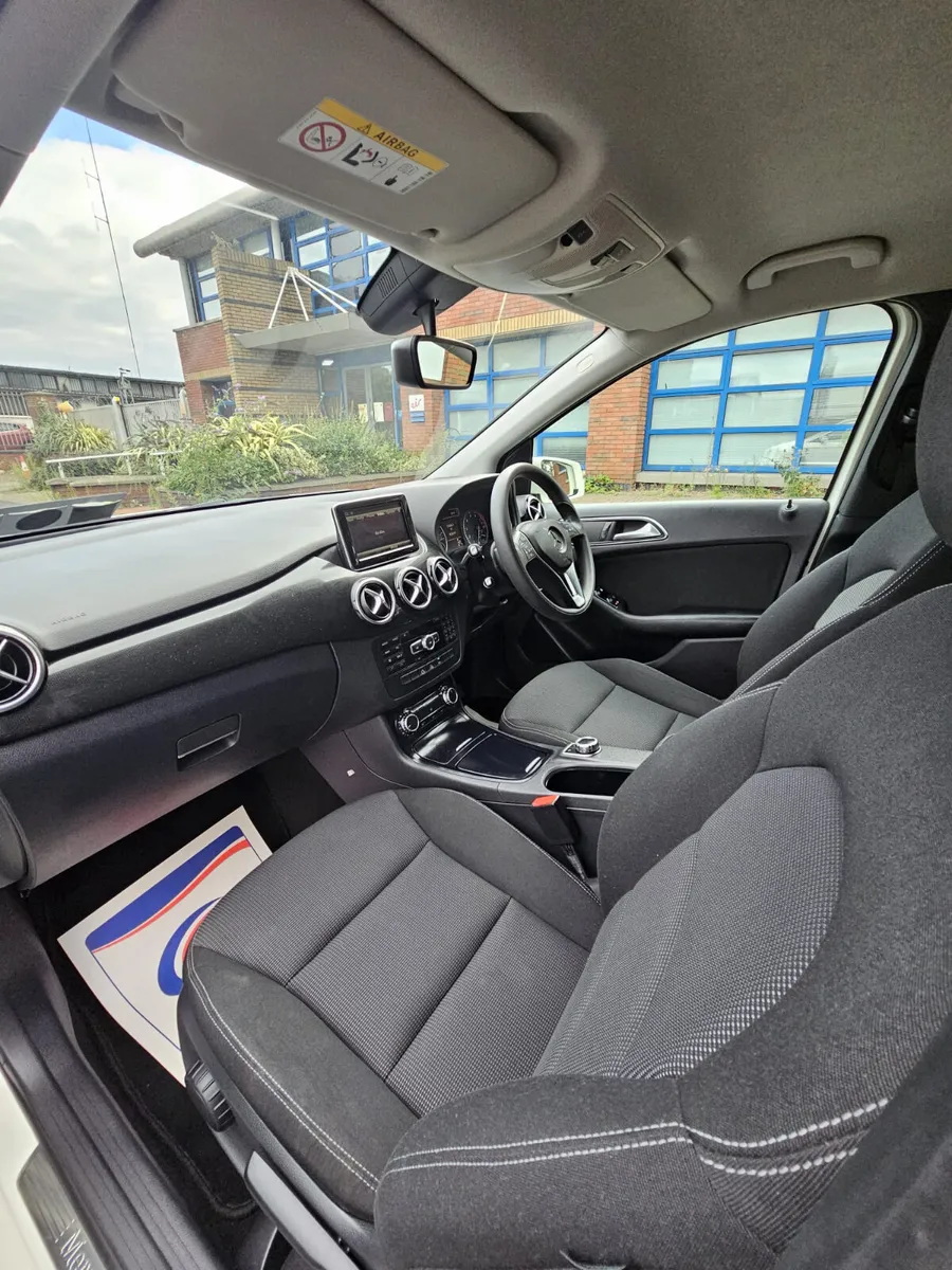 Mercedes-Benz B-Class 2014 - Image 2