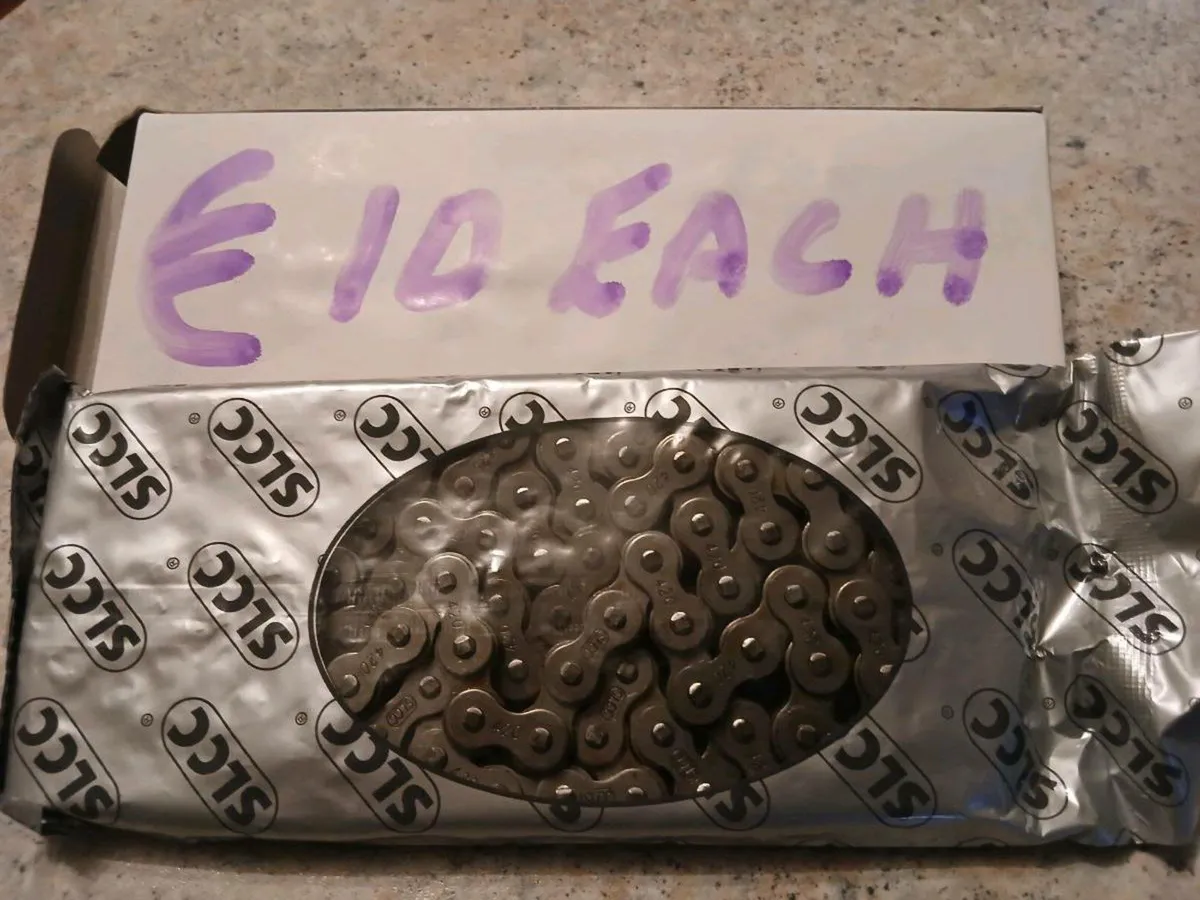 Honda C50/70/90/CD175 NEW CHAINS €10 - Image 1