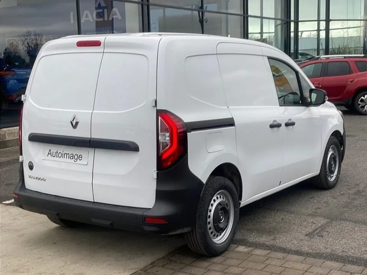 Renault Kangoo 1.5dci 95 Bhp (only 18290 Kms) - Image 2