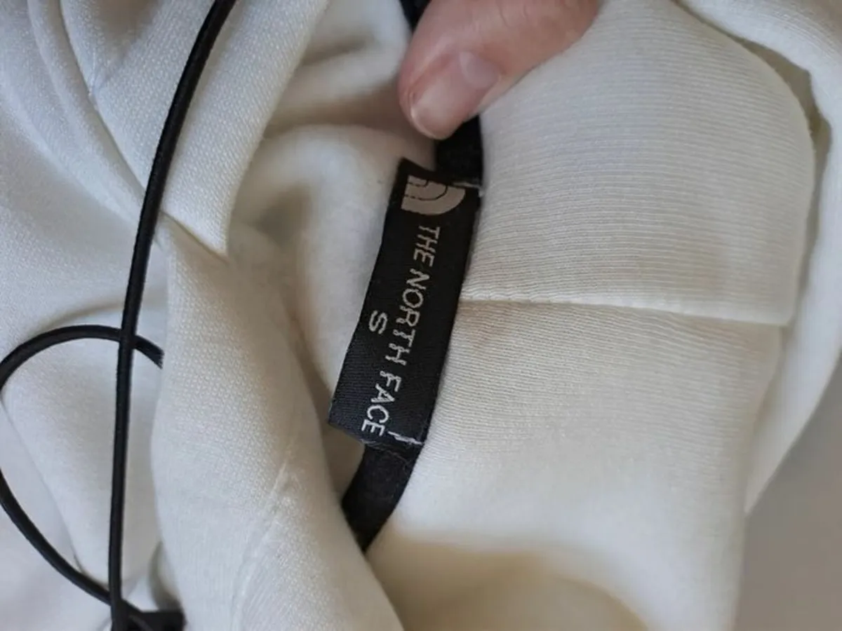 North Face hoodie white size S - Image 4